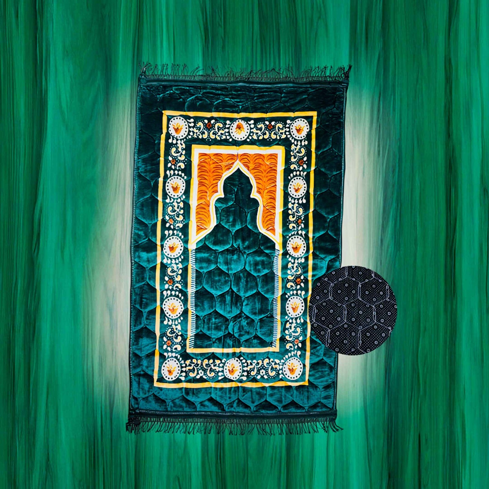 প্রিমিয়াম সুপার সফট ভেলভেট জায়নামাজ